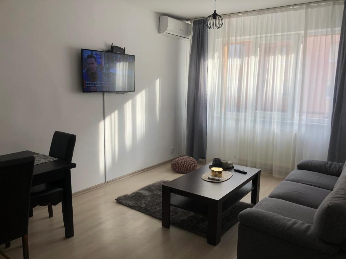 Confort Apartment Mediaş Exterior foto